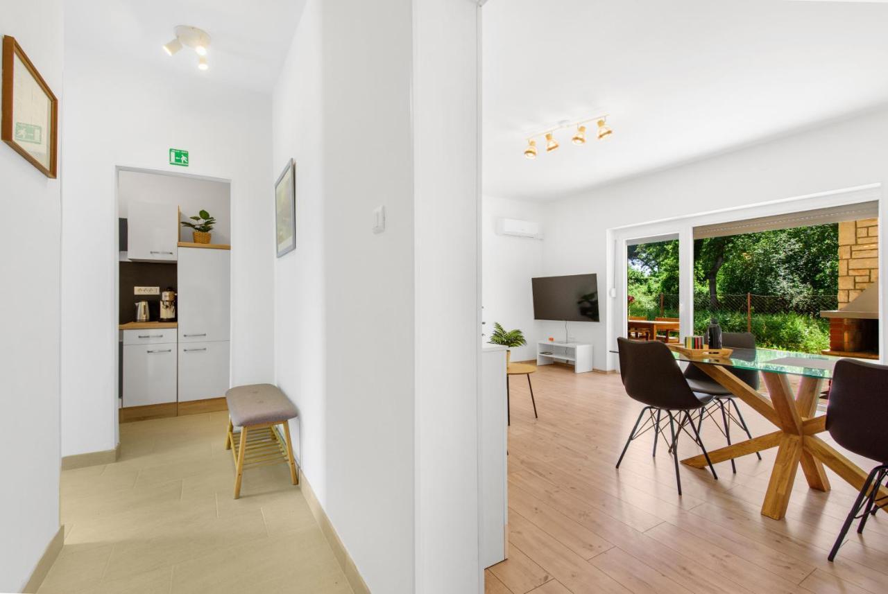 Apartments Villa Verde Novigrad  ภายนอก รูปภาพ