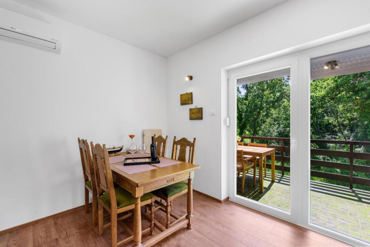 Apartments Villa Verde Novigrad  ภายนอก รูปภาพ