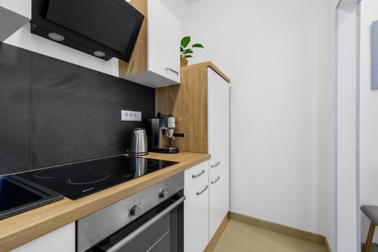Apartments Villa Verde Novigrad  ภายนอก รูปภาพ