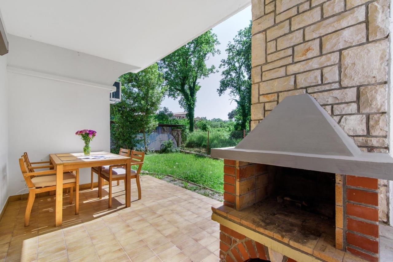Apartments Villa Verde Novigrad  ภายนอก รูปภาพ