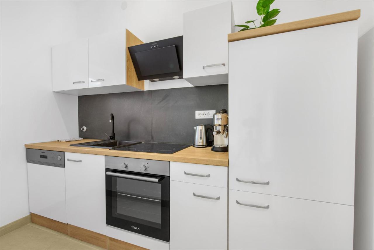 Apartments Villa Verde Novigrad  ภายนอก รูปภาพ