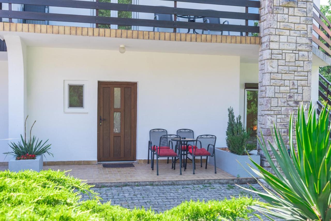Apartments Villa Verde Novigrad  ภายนอก รูปภาพ