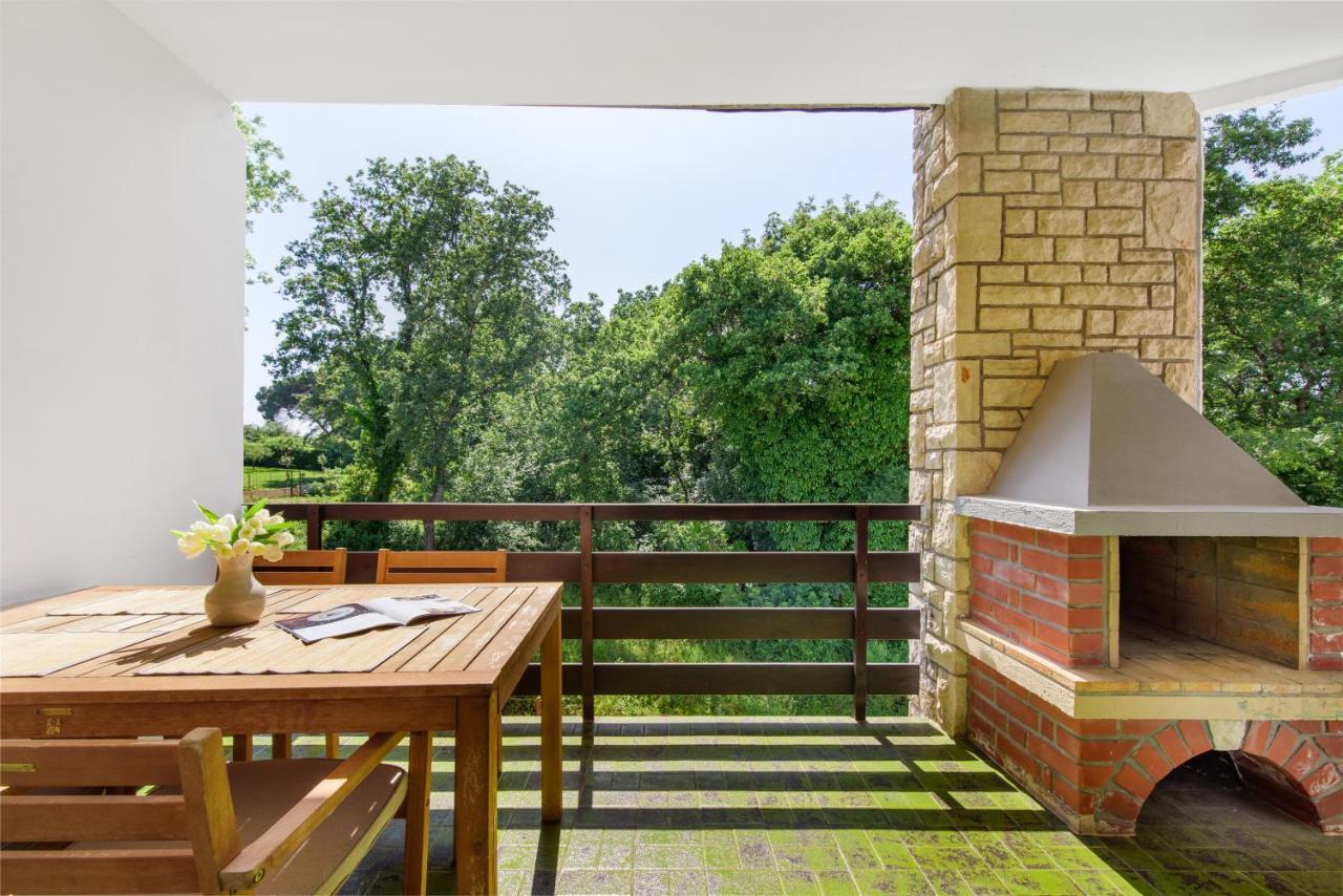 Apartments Villa Verde Novigrad  ภายนอก รูปภาพ