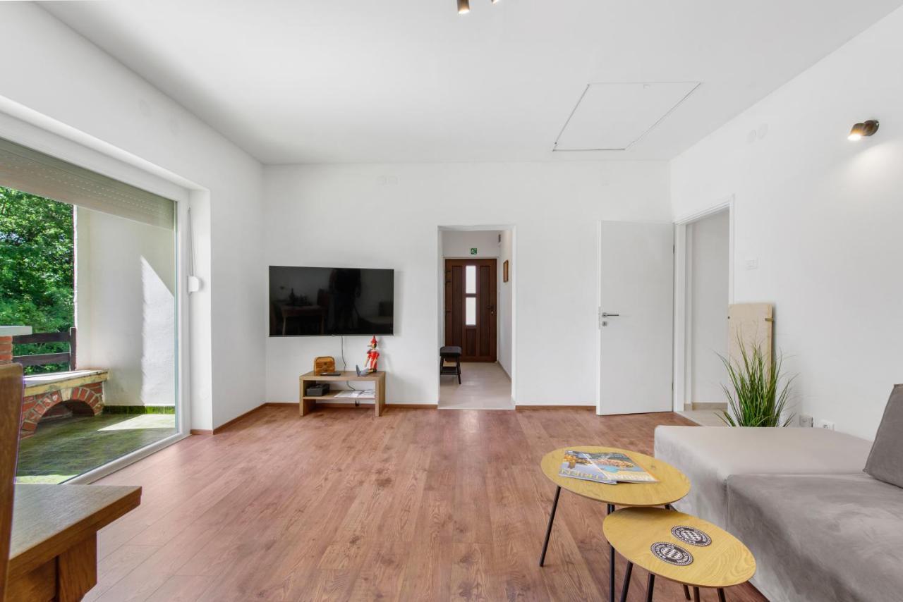 Apartments Villa Verde Novigrad  ภายนอก รูปภาพ